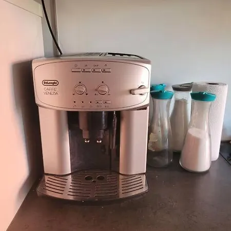 1 Zimmer App In Ehrenfeld Кёльн