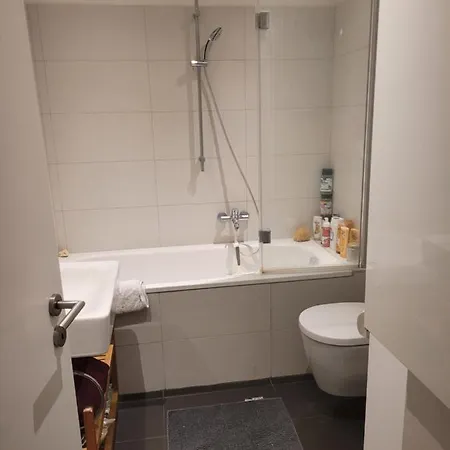 1 Zimmer App In Ehrenfeld Кёльн